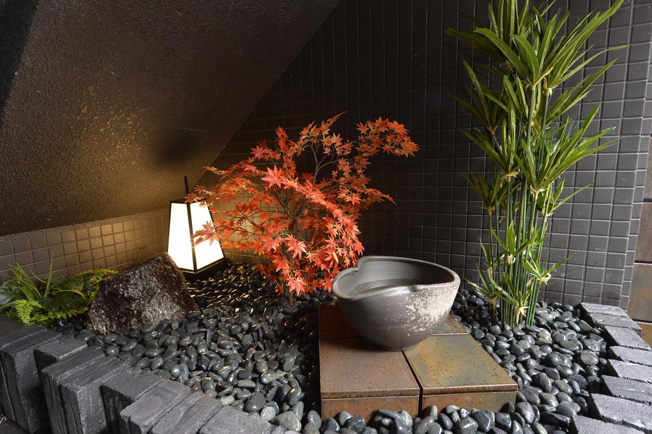 Kyoto Imperial Palace U.E.S Hotel Buitenkant foto